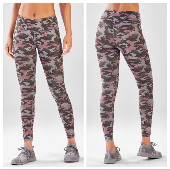 Pants - camo leggings.